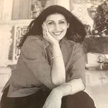 সোশ্যাল মিডিয়ায় ভাইরাল স্মৃতি ইরানির পুরনো ছবি, মজা করে তিনি লিখলেন...