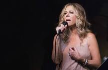 ওই ওষুধে তিনি দুর্বল হয়ে পড়েন, হাঁটতে চলতেও পারতেন না, বলেছেন টমের স্ত্রী