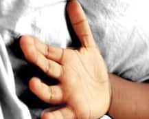 তান্ত্রিকের কথায় পরিবারে শান্তি ফেরাতে ২ বছরের মেয়েকে বলি, গ্রেফতার বাবা