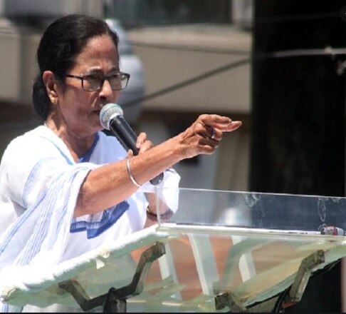 Mamata wants lockdown till 21st May in West Bengal করোনা মোকাবিলায় পশ্চিমবঙ্গে ২১ মে পর্যন্ত লকডাউনের পক্ষপাতী মমতা