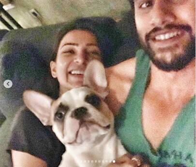 তাঁর দুই পোষ্য কুকুরের নাম হাস ও ড্রোগো আক্কিনেনি