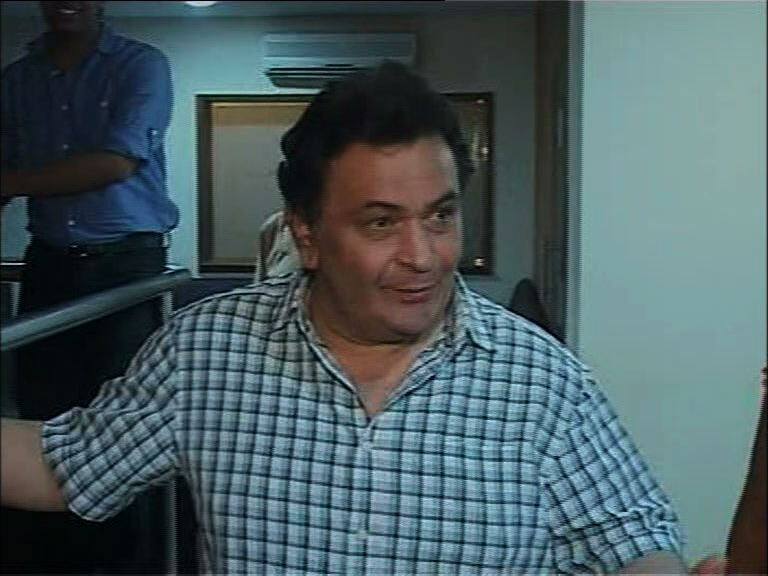 Rishi Kapoor died ফের বলিউডে ইন্দ্রপতন, ইরফানের মৃত্যুর পরদিনই প্রয়াত ঋষি কপূর
