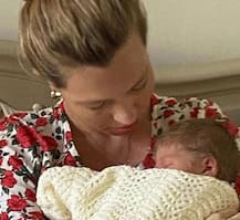 প্রাণ বাঁচানো ২ চিকিৎসকের নামে সদ্যোজাত ছেলের নাম রাখলেন ব্রিটিশ প্রধানমন্ত্রী বরিস জনসন