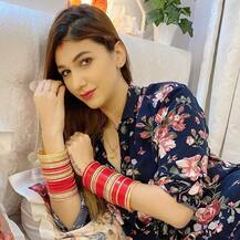 ছবি: বিয়ে করেছেন জ্যাসলিনকে? চমকে দেওয়া জবাব অনুপ জলোটার