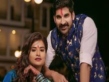 গ্যাংস্টার অরুণ গাউলির মেয়ে যোগিতাকে লকডাউনের মধ্যেই বিয়ে করছেন মরাঠি অভিনেতা অক্ষয় ওয়াঘমারে