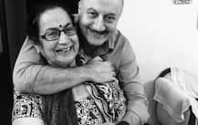 ‘তোমার নিঃশর্ত ভালবাসাকে শব্দে ব্যাখ্যা করা যায় না’, মাতৃ দিবসে আবেগঘন পোস্ট তারকাদের