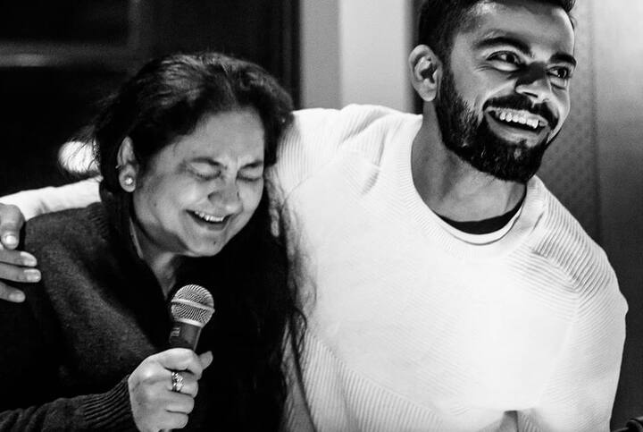 আন্তর্জাতিক মাতৃ দিবসে মায়ের সঙ্গে ছবি পোস্ট করলেন ভারত অধিনায়ক বিরাট কোহলি। 