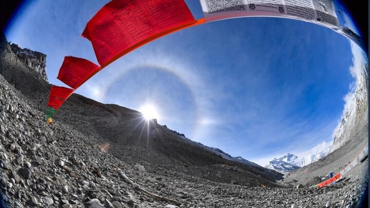 China Highlights Mount Everest on Tibetan Side to Consolidate Position in Tibet, Calls it 'Mount Qomolangma' কর্তৃত্ব কায়েম করতেই কি তিব্বতের অংশের মাউন্ট এভারেস্টের ছবি পোস্ট চিনের, জোর জল্পনা কূটনৈতিক মহলে