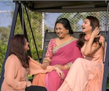 'মায়ের ভালোবাসা জীবনের শ্রেষ্ঠ অনুভূতি', ছবি শেয়ার করে লিখলেন জয়া