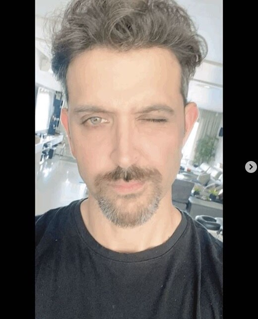 Hrithik Roshan fasts for 23 hours to stay healthy amid coronavirus lockdown; see pic লকডাউনে সুস্থ থাকতে ২৩ ঘণ্টা উপোস রাখছেন হৃতিক!