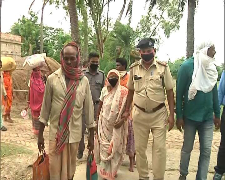 পরিস্থিতি মোকাবিলায় তত্পর প্রশাসন। আগাম সর্তকতামূলকক ব্যবস্থা হিসেবে দক্ষিণ  ২৪ পরগনায় ২ লক্ষ মানুষকে সরানো হয়েছে।  উত্তর ২৪ পরগনায় ৫০ হাজার মানুষকে সরানো হয়েছে। পূর্ব মেদিনীপুর ৪০ হাজার মানুষকে সরানো হয়েছে।পঃ মেদিনীপুরে ১০ হাজার মানুষকে সরানো হয়েছে।