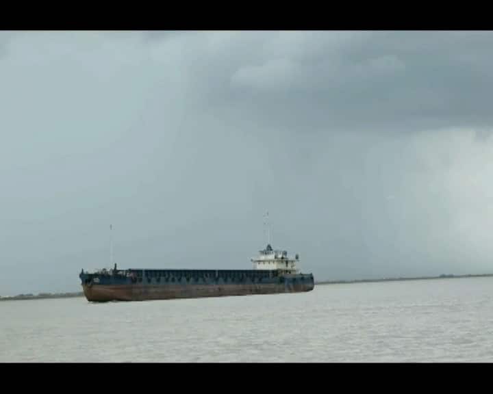 খোলা হয়েছে কন্ট্রোল রুম। ২৪ ঘণ্টার কন্ট্রোল রুমের টোল ফ্রি নম্বর ১০৭০। কন্ট্রোল রুমের নম্বর ০৩৩-২২১৪-৩৫২৬। কন্ট্রোল রুমের নম্বর ০৩৩-২২১৪-১৯৯৫।