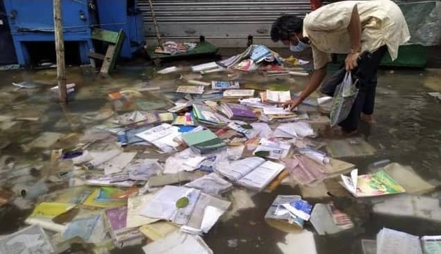 বুধবার ঘূর্ণিঝড় উমপুনের ল্যান্ডফল হয় সাগরদ্বীপের কাছে। সেখান থেকে দুই ২৪ পরগনা হয়ে কলকাতা, নদিয়া হয়ে তা বাংলাদেশে চলে যায়। রাজ্যে প্রায় ৮ ঘণ্টা এর প্রভাব ছিল। 