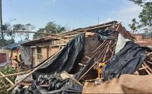 ছবিতে দেখুন: উমপুন বিধ্বস্ত ভাঙড়, সোনারপুর, বারুইপুর এলাকা ঘুরে দেখলেন মিমি