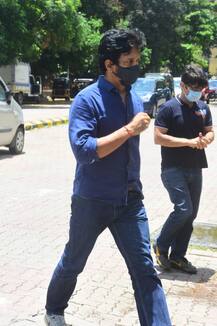 মৃত্যুর আগে ফোন করেছিলেন সুশান্ত, কিন্তু উত্তর দিতে পারেননি, বন্ধুর মৃত্যুর পর তাঁর বাড়ি গেলেন মহেশ