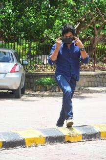 মৃত্যুর আগে ফোন করেছিলেন সুশান্ত, কিন্তু উত্তর দিতে পারেননি, বন্ধুর মৃত্যুর পর তাঁর বাড়ি গেলেন মহেশ