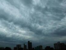 ৪৮ ঘণ্টার মধ্যে আঘাত হানতে পারে ঘূর্ণিঝড় নিসর্গ, মহারাষ্ট্র, গুজরাতে লাল সতর্কতা জারি