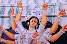 দুর্গা প্রতিমায় ২০ শতাংশ ডিসকাউন্ট দিচ্ছেন এই শিল্পী! পাওয়া গেল ক্রেতা