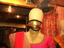 শাড়ি থেকে সালোয়ার, পাঞ্জাবি থেকে ফর্মাল --- সবার সঙ্গী ডিজাইনার মাস্ক