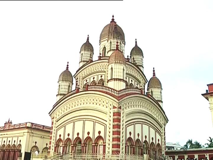 মন্দিরের বাইরের হকাররাও দোকান খুলবেন অল্টারনেটিভ দিনে।