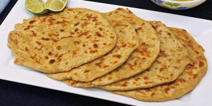 Authorities Have Decided That 'Parotas Are Not Rotis And Will Attract 18% GST' পরোটা তো রুটি নয়! বসল ১৮% জিএসটি