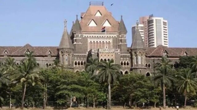 Pay Rs 5,000 each to CM Fund as punishment to be responsible citizens: Bombay HCPay Rs 5,000 each to CM Fund as punishment to be responsible citizens: Bombay HC কোভিড ডিউটিতে থাকা পুলিশের ওপর হামলা! অভিযুক্তদের ৫০০০ টাকা করে করোনা তহবিলে দেওয়ার নির্দেশ আদালতের