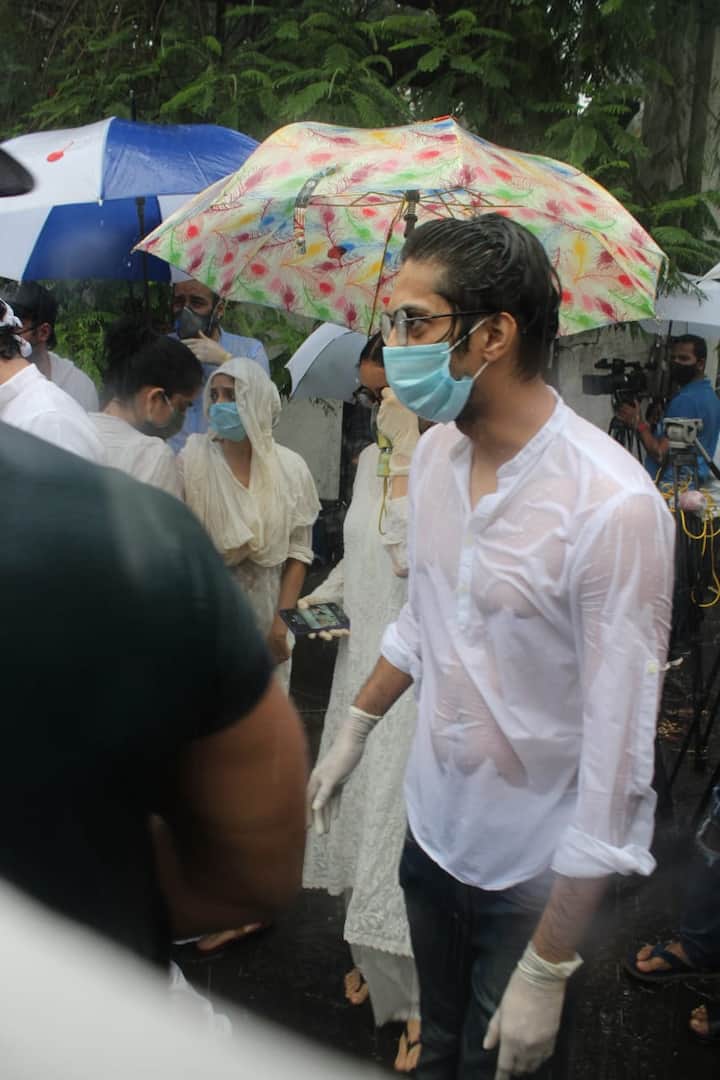সুশান্ত সিংহ রাজপুতের দেহের ময়নাতদন্তের পর এর রিপোর্ট জানিয়ে দেয় মুম্বইয়ের কুপার হাসপাতাল। (ছবি-মানব মঙ্গলানি)