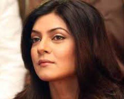 এমন সময়ই সুশান্তের মৃত্যুর খবর বিদ্ধ করে তাঁকে। তিনি তারপর থেকেই নিয়ম করে মানসিক স্বাস্থ্য নিয়ে ব্লগ লেখা শুরু করেন।