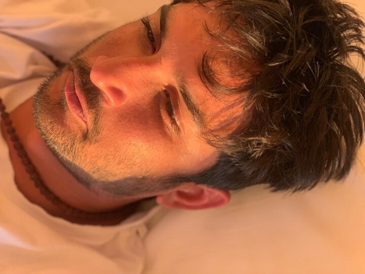 Sushant Singh Rajput 13-year-old fan allegedly commit suicide in Chhattisgarh 'সুশান্ত মারা যাওয়ার শোক'! ছত্তীসগঢ়ে আত্মহত্যা ক্লাস সেভেনের ছাত্রীর
