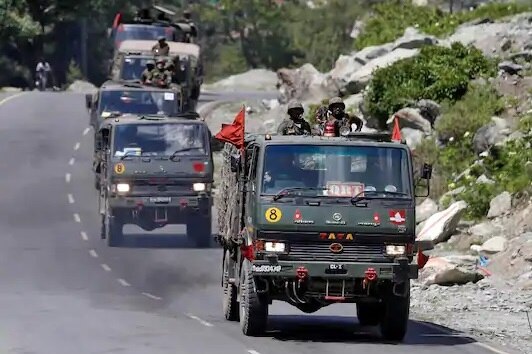 76 Soldiers Injured in Galwan Valley Clash with China Now in Stable Condition, Say Army Officials গালওয়ানে চিনা হামলায় আহত ৭৬ জওয়ানের অবস্থা স্থিতিশীল, খবর সেনা সূত্রে