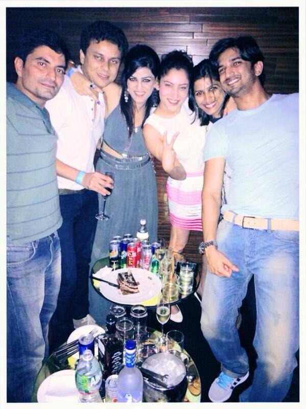 সুশান্তের পরিবারের সঙ্গে অঙ্কিতা