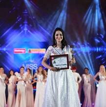 অঙ্কুশের বিপরীতে নায়িকা হচ্ছেন, তেলুগু ছবিতেও দেখা যাবে বাংলাদেশের মডেল-অভিনেত্রী শান্তা পালকে