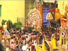 ছবি: রথের দিন পুরীর জগন্নাথ দর্শন করুন,  করোনা আবহে কতটা আলাদা এবারের রথযাত্রা?