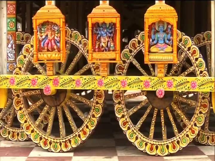কারা রথযাত্রায় অংশ নিচ্ছেন, তাঁদের কোভিড টেস্ট ও মেডিক্যাল রিপোর্ট-এর তথ্য রাখতে হবে সরকারকে। 