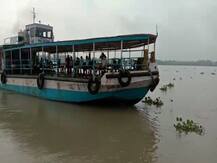 বুড়িগঙ্গায় ফেরি-ভেসেল সংঘর্ষ, মৃত অন্তত ৩২, নিখোঁজ বহু যাত্রী