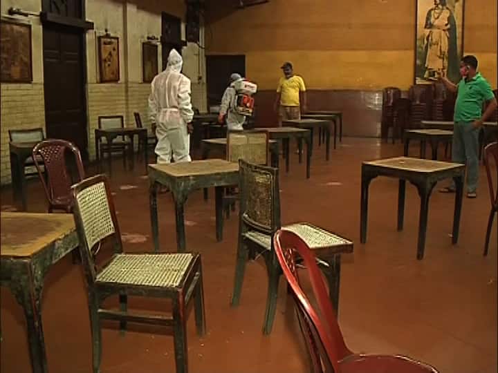 সকাল ১১টা থেকে সন্ধে ৬টা পর্যন্ত খোলা থাকবে কফিহাউস। 