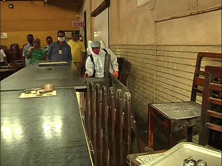 তার আগে কলকাতা পুরসভার তরফে আজ জীবাণুমুক্ত করা হয় অ্যালবার্ট হল।
