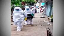 ডেথ সার্টিফিকেট দিতে চায়নি সরকারি হাসপাতাল? দোকানেই ১৬ ঘণ্টা পড়ে রইল করোনায় মৃত মালিকের দেহ