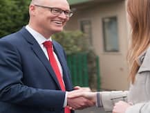 লকডাউন অমান্য সহ একাধিক ভুল কাজ, জনরোষের মুখে পদত্যাগ নিউজিল্যান্ডের স্বাস্থ্যমন্ত্রীর