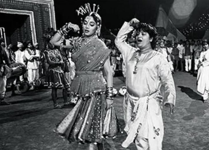 Choreographer Saroj Khan- a tribute মাত্র তিন বছর বয়সে ইন্ডাস্ট্রিতে প্রবেশ, সরোজের প্রয়াণে  ফিল্মি নাচের একটি যুগের অবসান