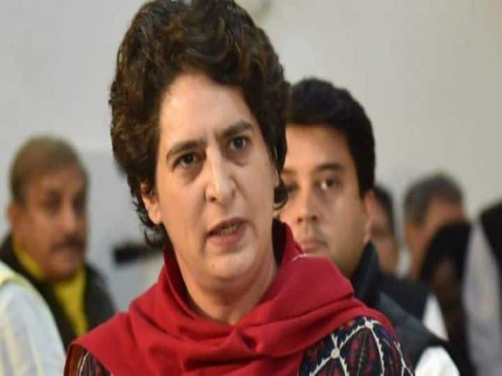 Govt allots Priyankas bungalow to BJP MP Baluni প্রিয়ঙ্কার বাংলো দেওয়া হল বিজেপি মিডিয়ার সেলের হেড সাংসদ বালুনিকে