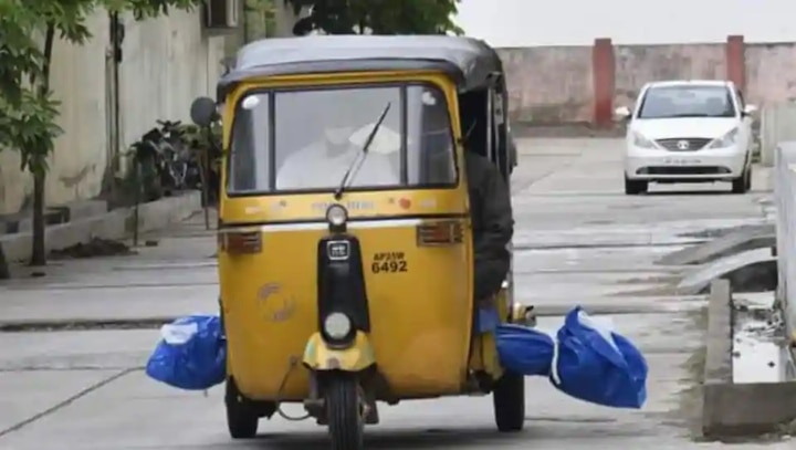Telangana, Andhra Pradesh Coronavirus Live Updates: Covid-19 dead body carried in auto-rickshaw অমানবিক! করোনায় মৃত্যু, অটোর পাদানিতে শুইয়ে নিয়ে যাওয়া হল মৃতদেহ