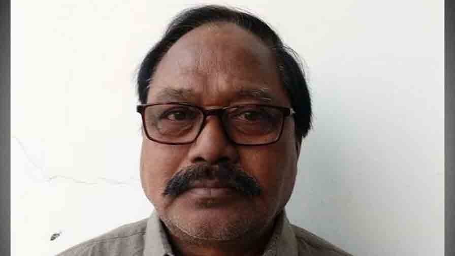 হেমতাবাদের বিধায়ক-মৃত্যু: Hemtabad MLA death: Police put the suicide note in deceased's pocket, post-mortem report was kept ready, claims BJP state President Dilip Ghosh হেমতাবাদের বিধায়ক-মৃত্যু: