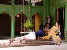 নেটফ্লিক্সে আসছে মীরা নায়ারের আ স্যুটেবল বয় সহ ১৭টি ভারতীয় ছবি