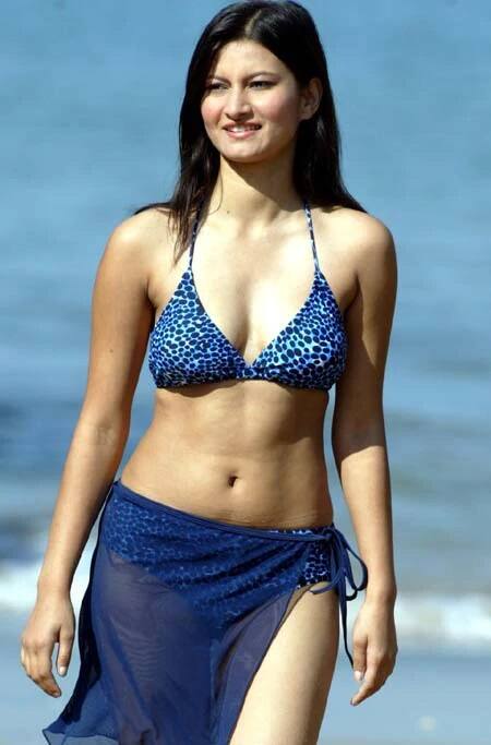 ইনি সৃষ্টি শ্রেষ্ঠা। অভিনেত্রীর পাশাপাশি বিখ্যাত মডেলও। 