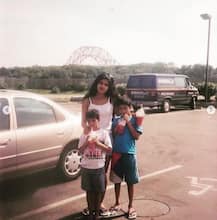 দেখুন, সোশ্যাল মিডিয়ায় ছোটবেলার ছবি পোস্ট করে প্রিয়ঙ্কা চোপড়াকে জন্মদিনের শুভেচ্ছা জানালেন ভাই সিদ্ধার্থ