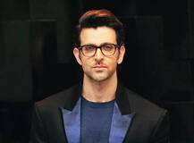 ১০০ জন বলিউড ড্যান্সারের ব্যাঙ্ক অ্যাকাউন্টে টাকা পাঠালেন হৃতিক রোশন