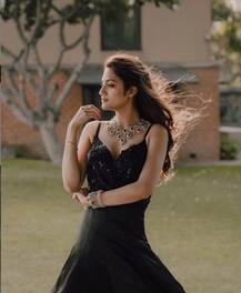 'মনের পাসওয়ার্ডটা বল', ছবি দেখে নুসরতের কাছে আবদার মিমির