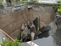 সেতু ভেঙে নদীতে পড়ল পিক আপ ভ্যান, জলপাইগুড়িতে মৃত ২