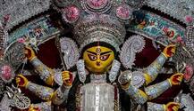 করোনা আবহে উত্তরপ্রদেশে প্যান্ডেল করে দুর্গাপুজো হবে না এবছর, ঘরে প্রতিমা বসিয়ে পুজো করার আবেদন আদিত্যনাথের